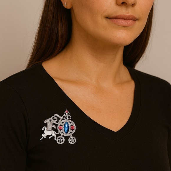 Swarovski Crystals Cinderella Brooch - Picture 5 of 5